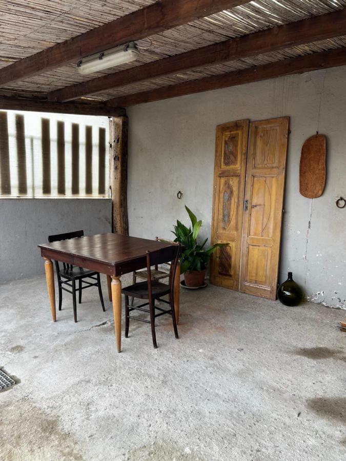 Graziosa Stanza Campidanese Su Segundu Pensionat Oristano Exteriör bild
